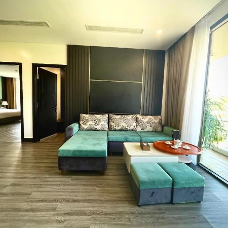 Diamond Hotel Van Don Cam Pha ภายนอก รูปภาพ