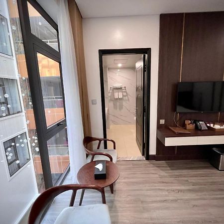 Diamond Hotel Van Don Cam Pha ภายนอก รูปภาพ