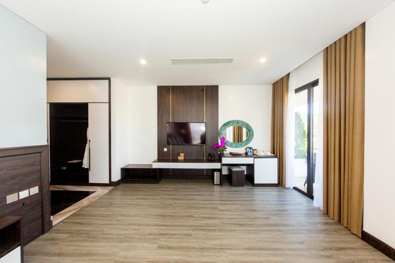 Diamond Hotel Van Don Cam Pha ภายนอก รูปภาพ